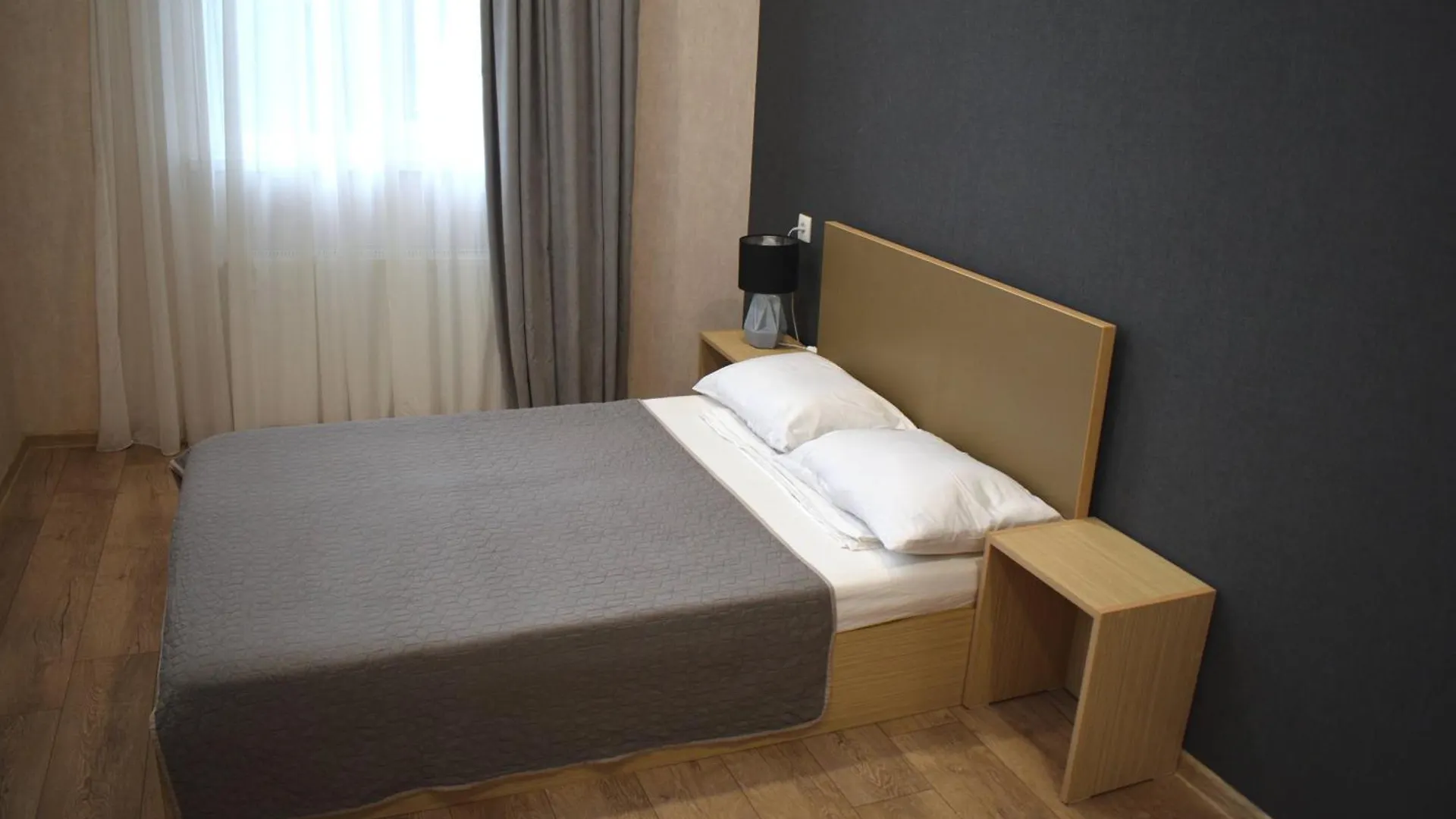 Nikas Apartment With Balcony In Old Tbilisi