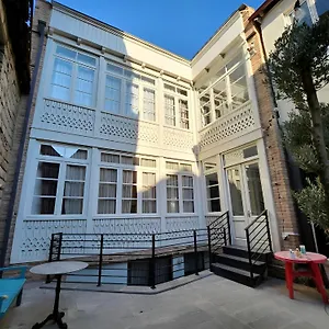 Апартаменты Comfort And History, Тбилиси